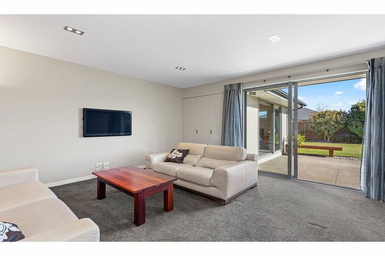 Photo of property in 12 Coachmans Road, Prebbleton, 7604