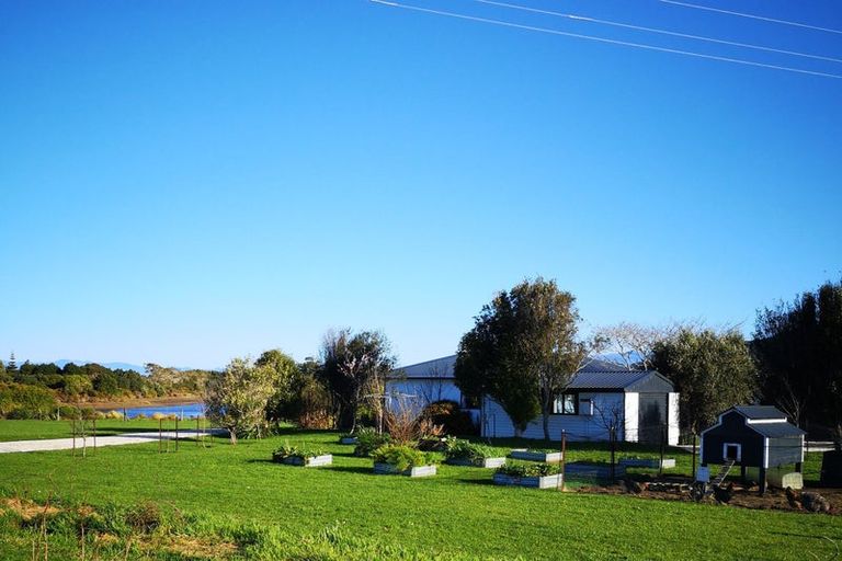 Photo of property in 9 Pakawau-bush Road, Pakawau, Collingwood, 7073