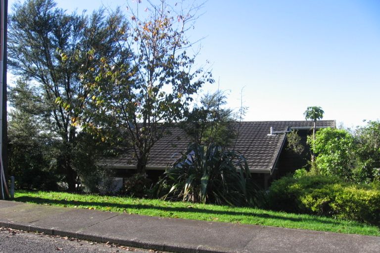 Photo of property in 96 Shetland Street, Glen Eden, Auckland, 0602