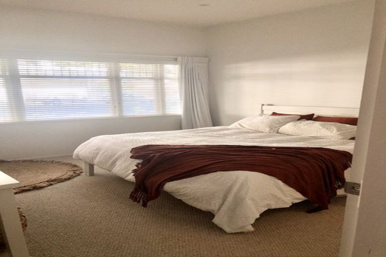 Photo of property in 80 The Parade, Island Bay, Wellington, 6023