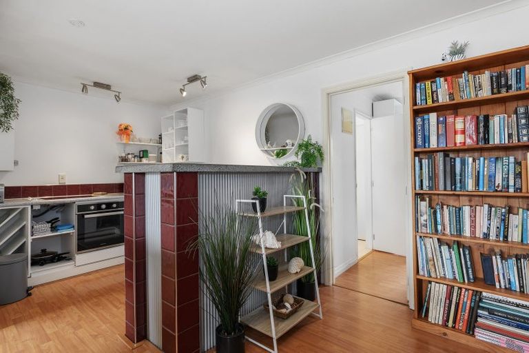 Photo of property in 6 Roys Road, Parkvale, Tauranga, 3112