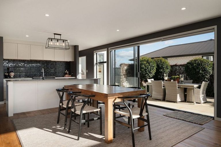 Photo of property in 16 Saint Thomas Avenue, Pyes Pa, Tauranga, 3112