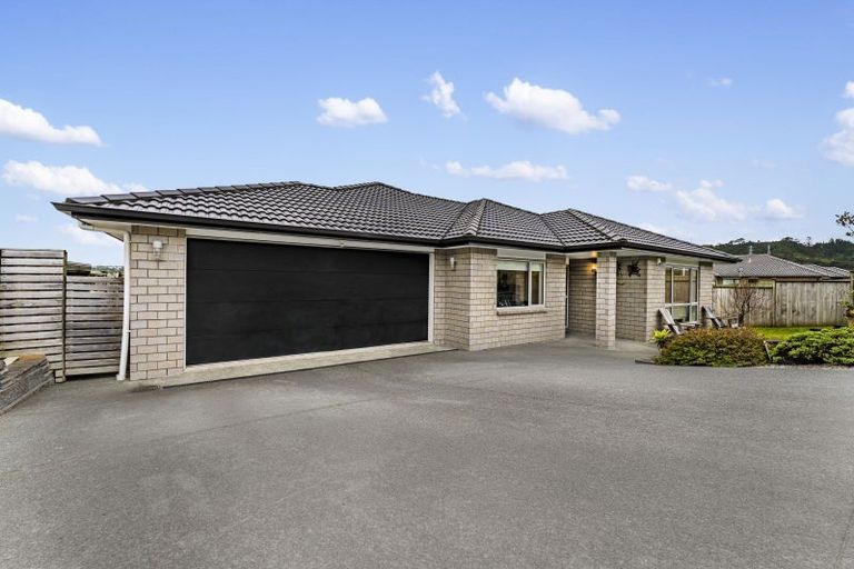 Photo of property in 98 Tapu Road, Huapai, Kumeu, 0810