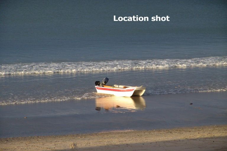 Photo of property in 42 Taranga Road, Langs Beach, Waipu, 0582