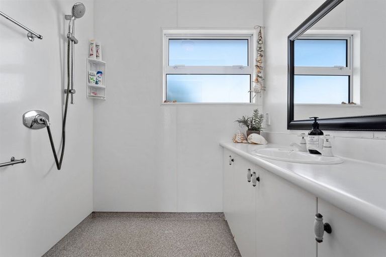 Photo of property in 302 Ocean Road, Ohope, 3121