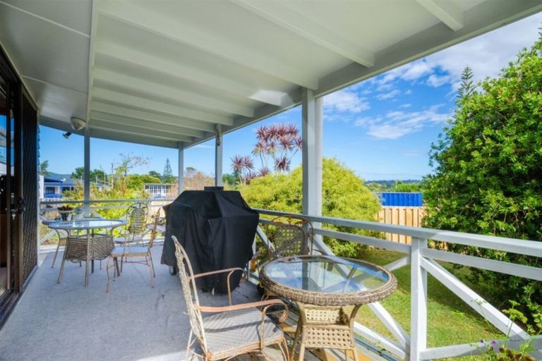 Photo of property in 29 Poinsettia Place, Henderson, Auckland, 0610