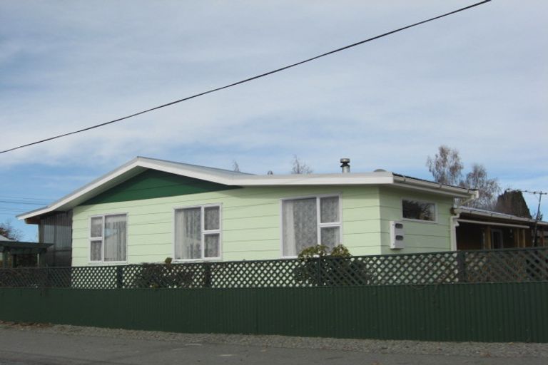 Photo of property in 33 Cass Crescent, Twizel, 7901