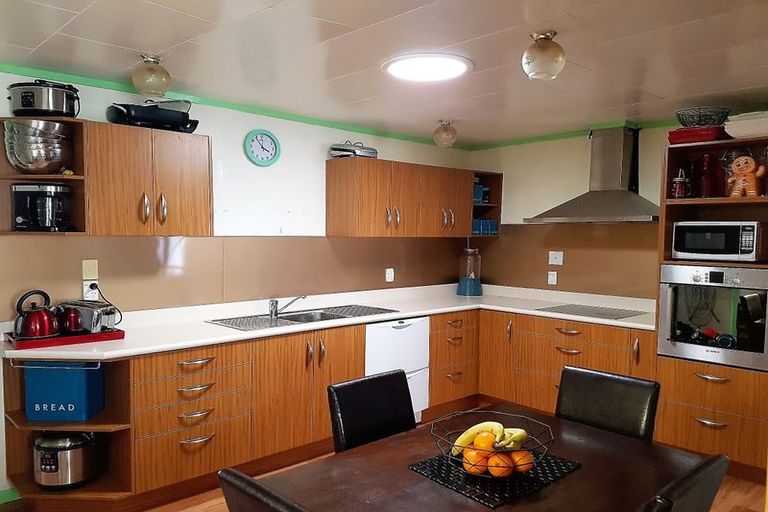 Photo of property in 65a Hakanoa Street, Huntly, 3700