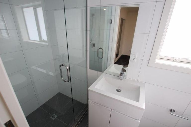 Photo of property in 51 Senator Drive, Manurewa, Auckland, 2105