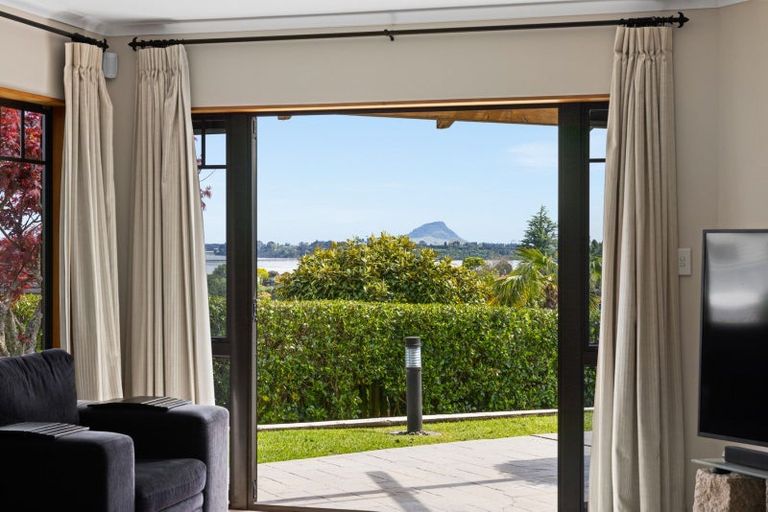 Photo of property in 12 Bayvista Close, Welcome Bay, Tauranga, 3112