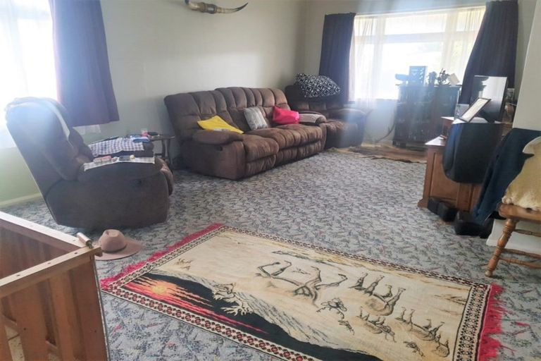 Photo of property in 43 Gordon Street, Dannevirke, 4930