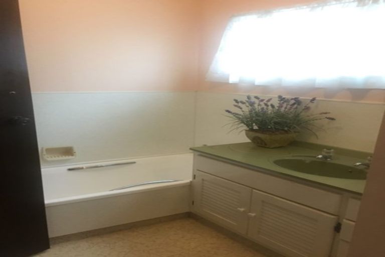 Photo of property in 26 Silva Crescent, Riverlea, Hamilton, 3216