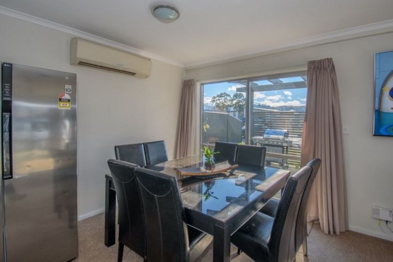 Photo of property in 9 Austral Place, Cromwell, 9310