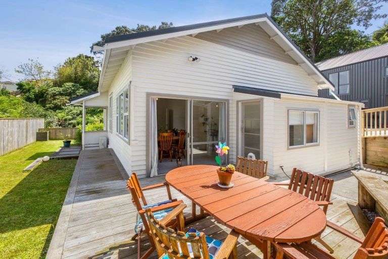 Photo of property in 6d Burns Street, Westown, New Plymouth, 4310