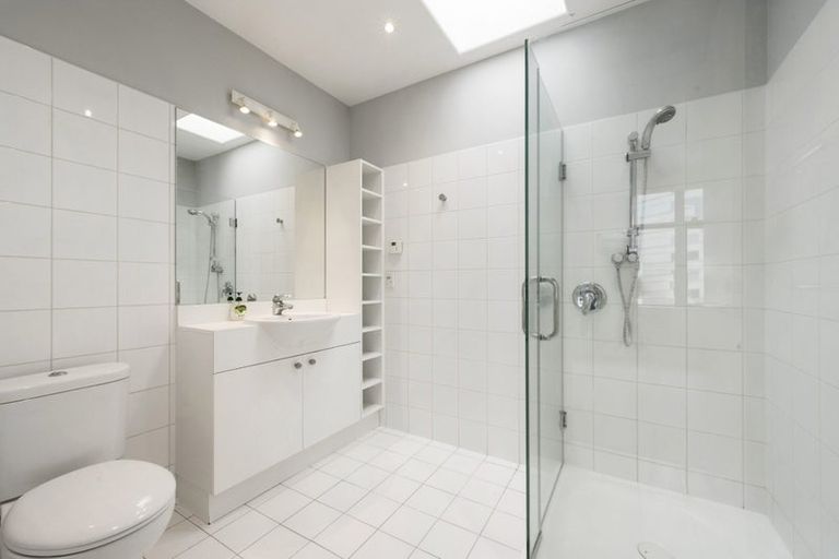 Photo of property in Kelvin House, 8a/16 The Terrace, Wellington Central, Wellington, 6011