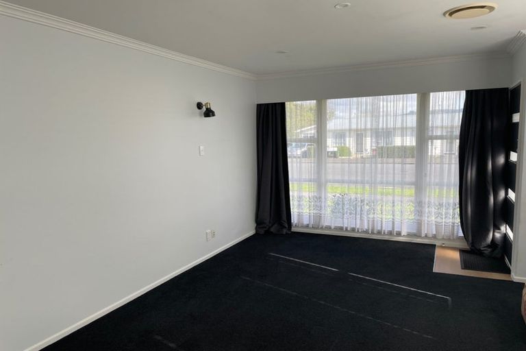 Photo of property in 3/6 Hay Street, Ebdentown, Upper Hutt, 5018