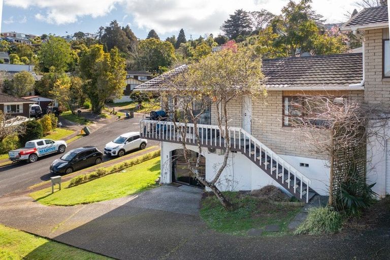 Photo of property in 1/7 Newstead Avenue, Browns Bay, Auckland, 0632