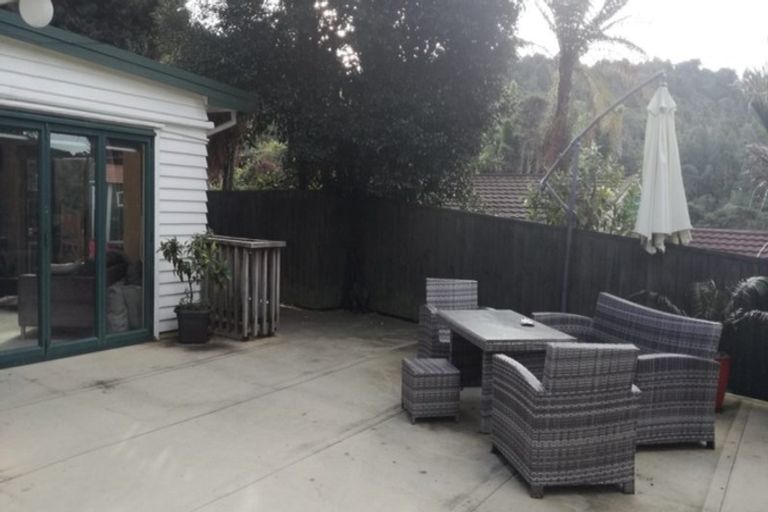 Photo of property in 223 Woodlands Park Road, Titirangi, Auckland, 0604