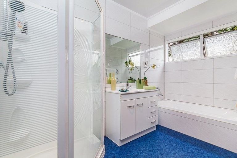 Photo of property in 56 Galvan Avenue, Sunnyhills, Auckland, 2010