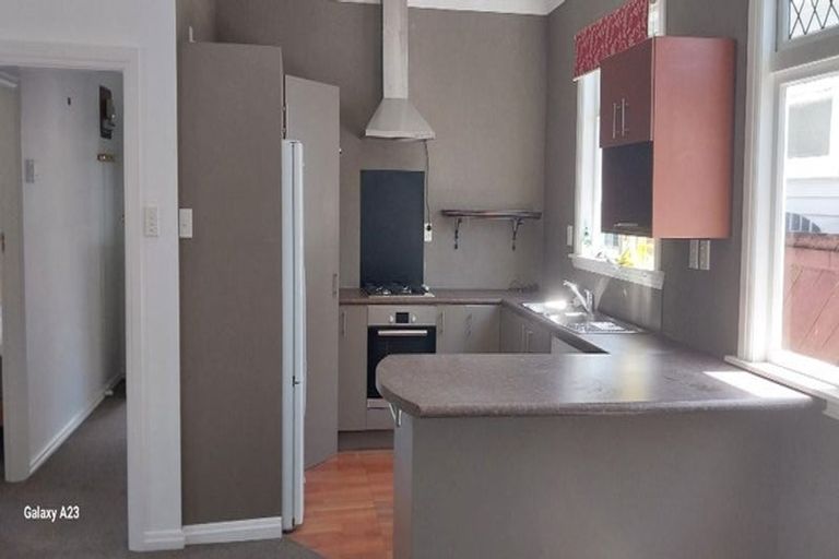 Photo of property in 22 Riddlers Crescent, Petone, Lower Hutt, 5012