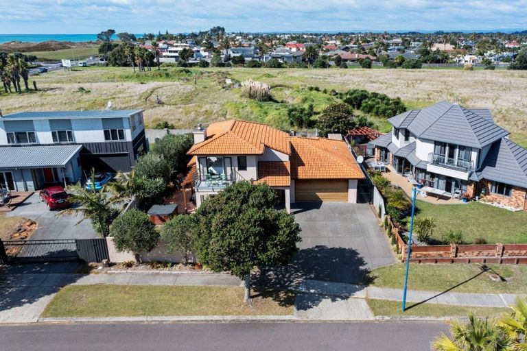 Photo of property in 9 Bermuda Drive, Papamoa Beach, Papamoa, 3118