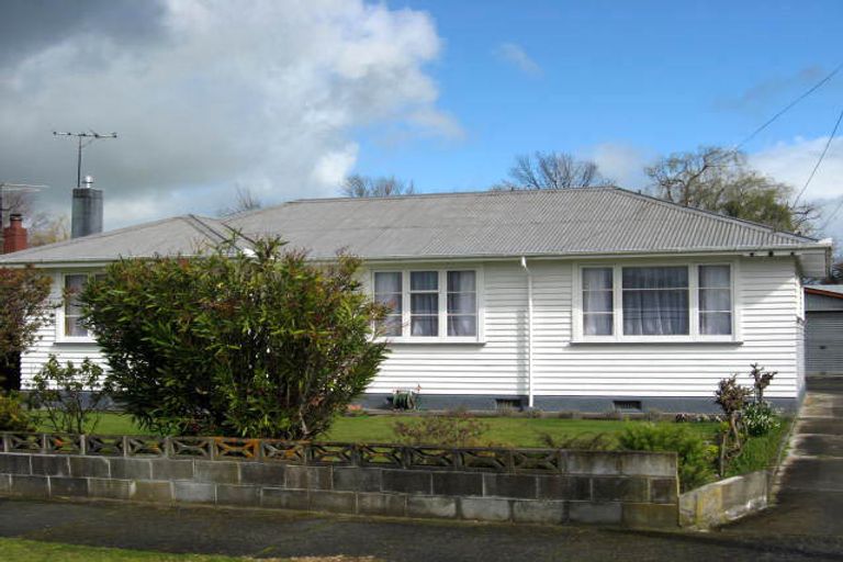 Photo of property in 9 Bledisloe Street, Solway, Masterton, 5810