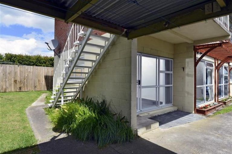 Photo of property in 5/134 Calliope Road, Stanley Point, Auckland, 0624