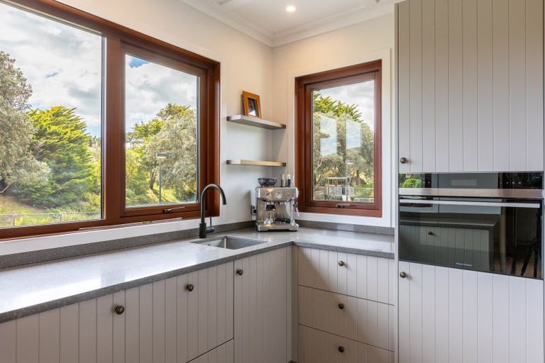 Photo of property in 24 Paetawa Road, Peka Peka, Waikanae, 5391
