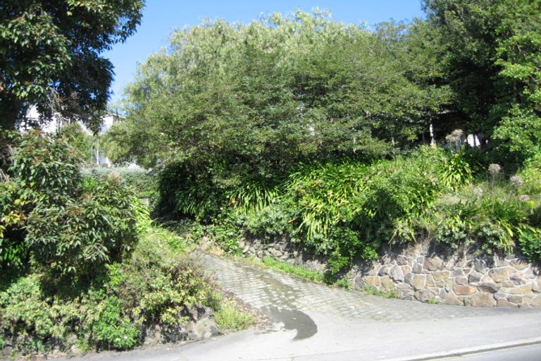Photo of property in 5a Dyers Pass Road, Cashmere, Christchurch, 8022