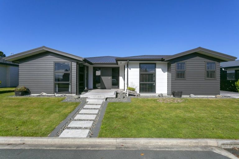 Photo of property in 3 Bastille Court, Rangatira Park, Taupo, 3330