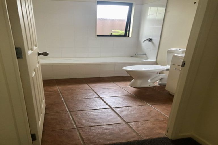 Photo of property in 54 Ian Sage Avenue, Long Bay, Auckland, 0630