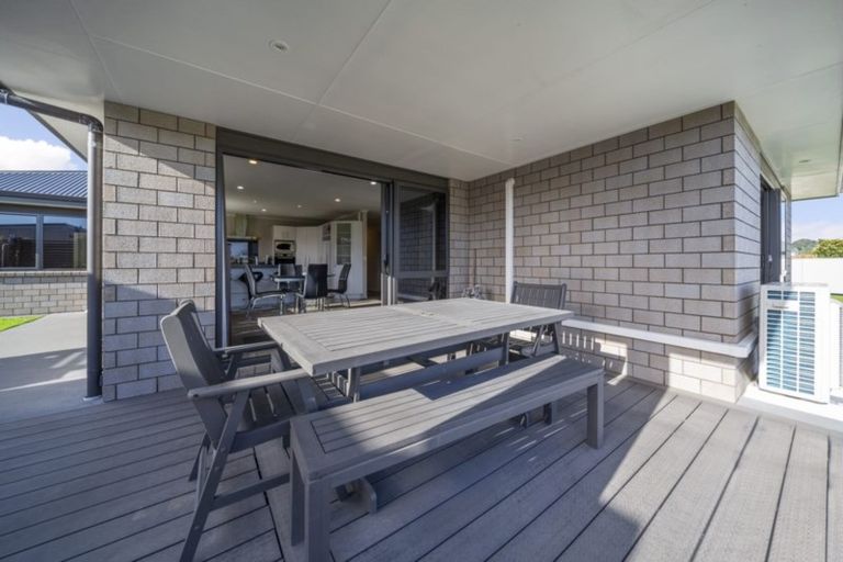 Photo of property in 3 Rawiri Drive, Bell Block, New Plymouth, 4312