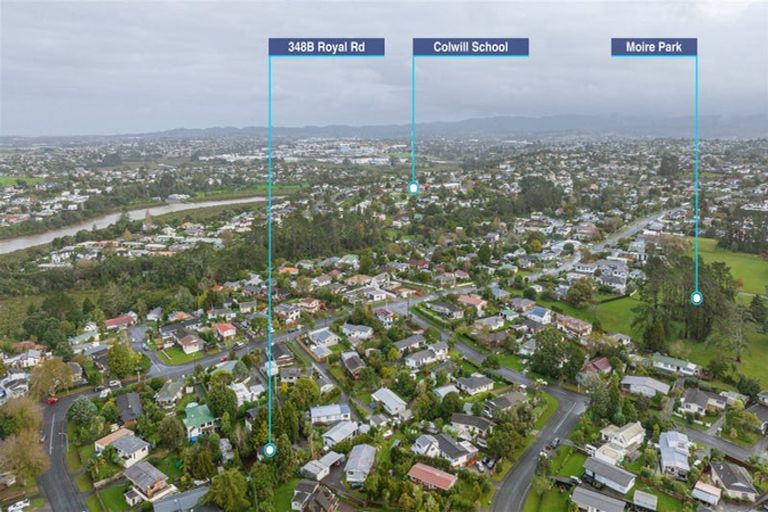 Photo of property in 348b Royal Road, Massey, Auckland, 0614