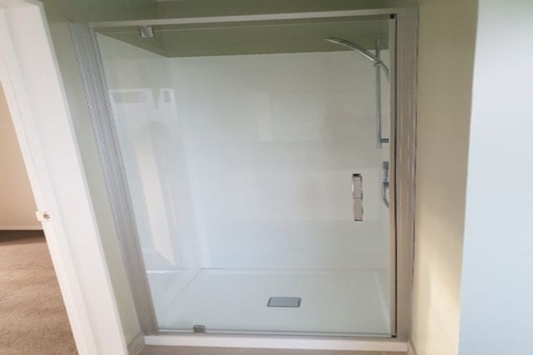 Photo of property in 32 Berkshire Drive, Avonhead, Christchurch, 8042