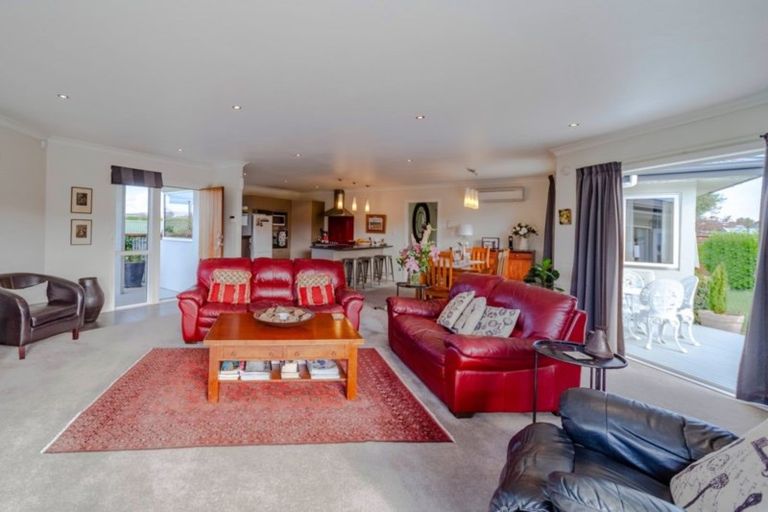 Photo of property in 302 Murdoch Road West, Raureka, Hastings, 4120