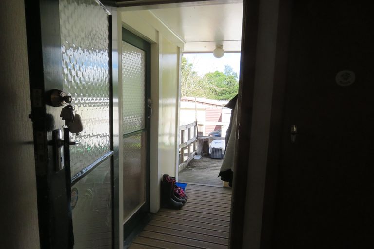 Photo of property in 17 Derrick Road, Kawakawa, 0210