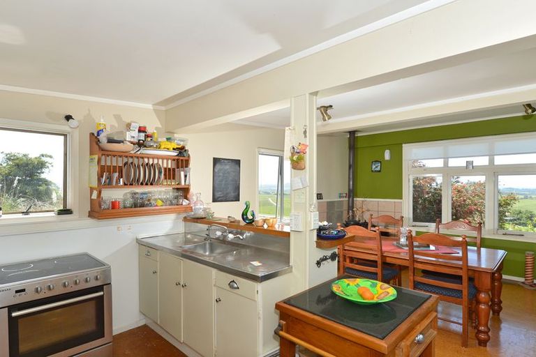 Photo of property in 184 Kauri Mountain Road, Taiharuru, Onerahi, 0192