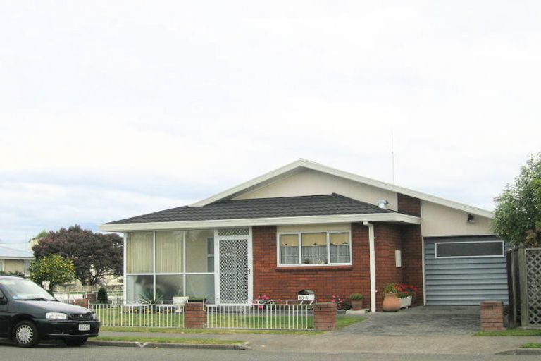 Photo of property in 40 Auckland Road, Greenmeadows, Napier, 4112