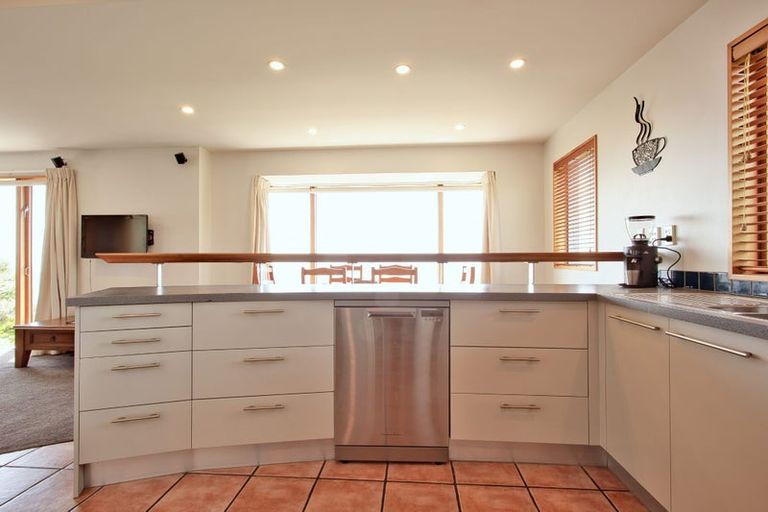 Photo of property in 7 Harry Ell Drive, Cashmere, Christchurch, 8022