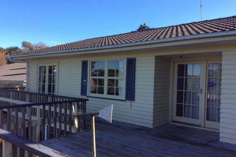 Photo of property in 10 Dunraven Place, Torbay, Auckland, 0630