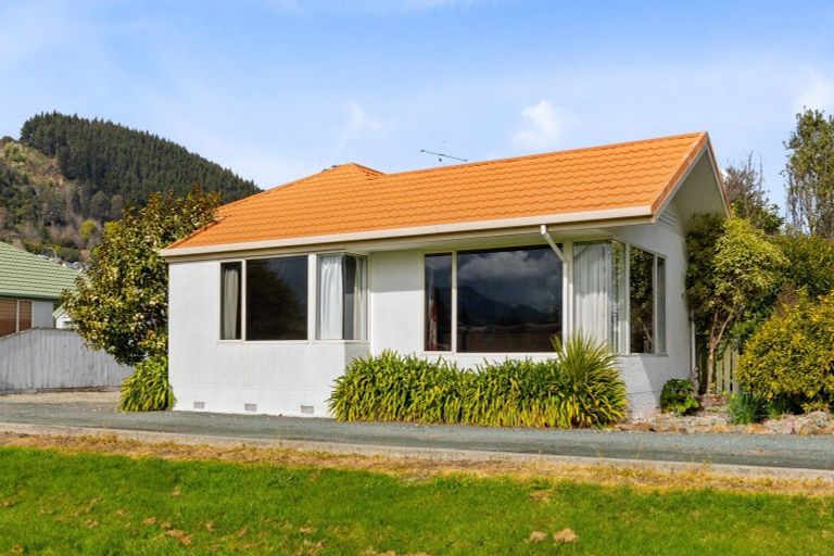 Photo of property in 2/27 Renwick Place, Nelson South, Nelson, 7010