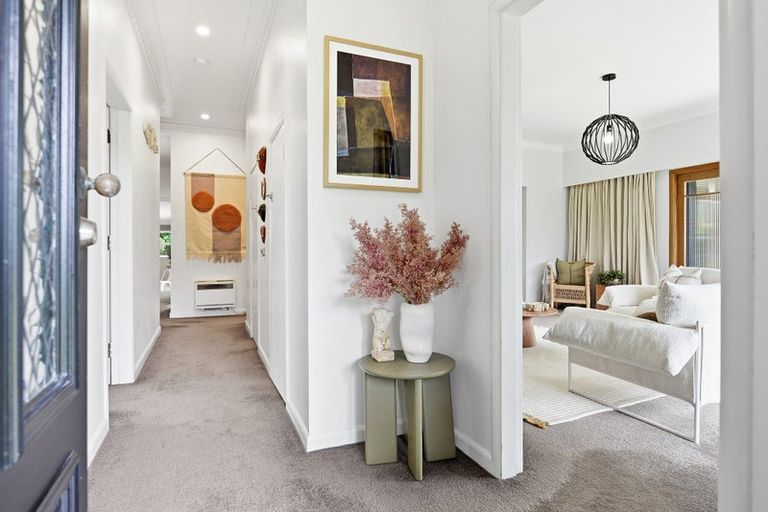 Photo of property in 27 Alfred Street, Fairfield, Hamilton, 3214