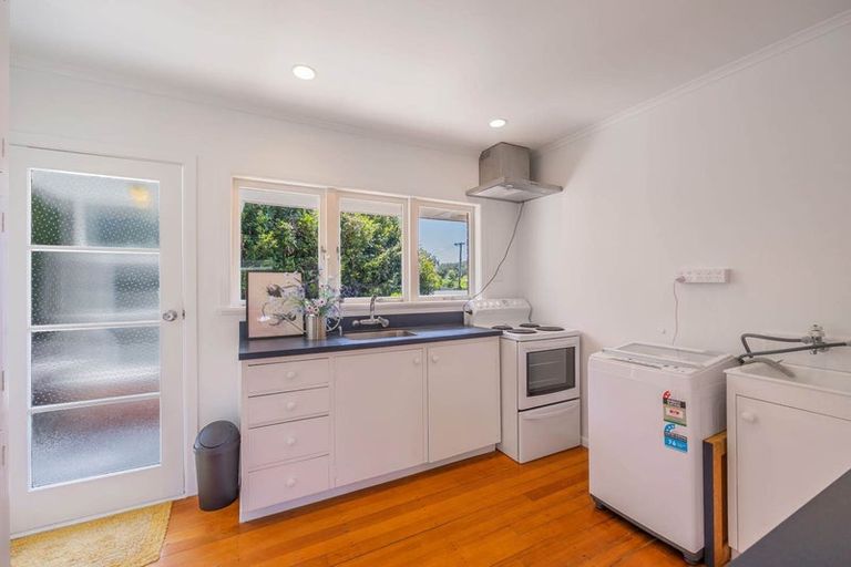 Photo of property in 2/15 Dominion Street, Takapuna, Auckland, 0622