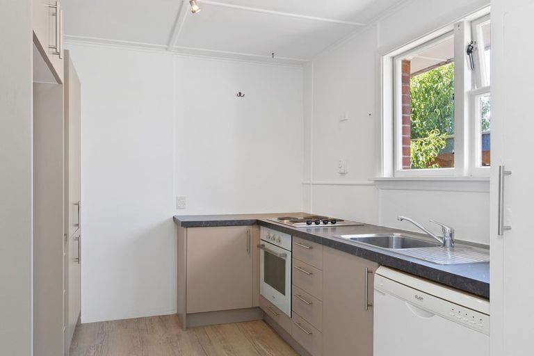 Photo of property in 8 Bronwyn Street, Mairehau, Christchurch, 8052