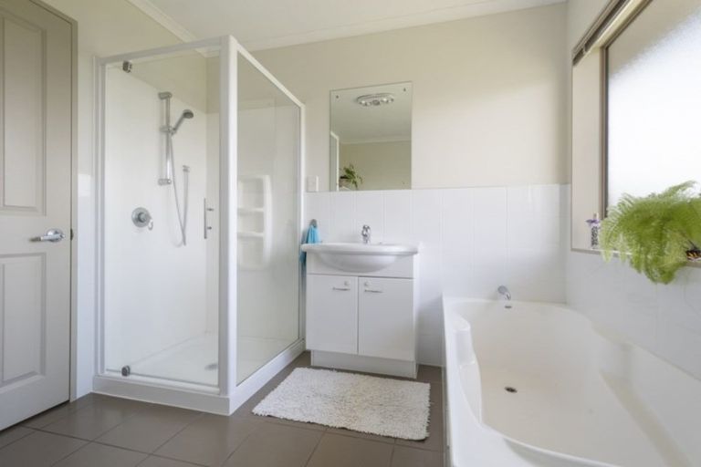 Photo of property in 10 Emmerdale Place, Ohauiti, Tauranga, 3112