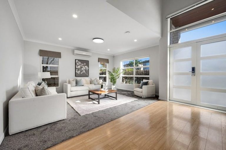 Photo of property in 24 Castlederg Drive, Flat Bush, Auckland, 2019