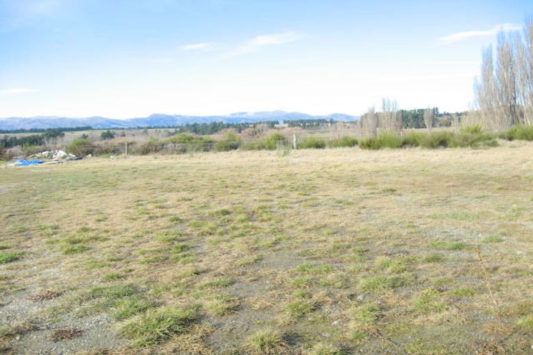 Photo of property in 17 Balneaves Lane, Albert Town, Wanaka, 9382