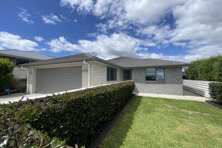 Photo of property in 14 Benmore Crescent, Pyes Pa, Tauranga, 3112