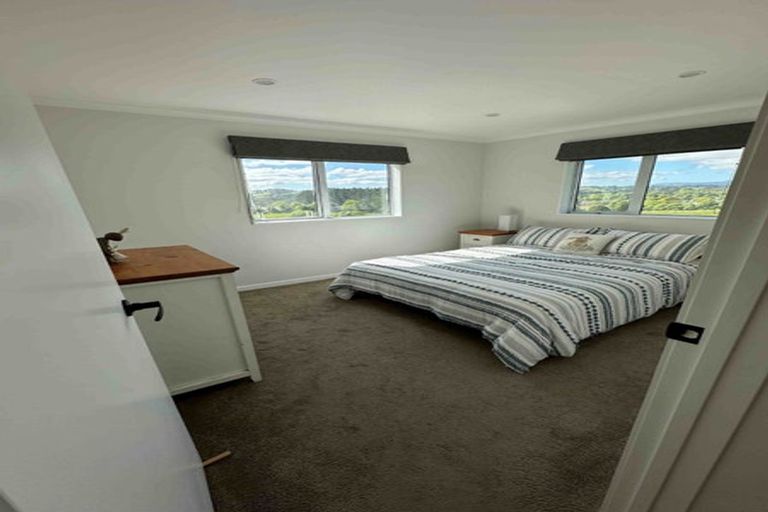 Photo of property in 7 Cottle Road, Taupaki, Henderson, 0782