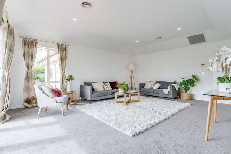 Photo of property in 9 Eliza Place, Aidanfield, Christchurch, 8025